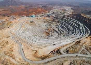 موفقیت‌های مجتمع مس شهربابک در سال ۱۴۰۳/از رشد ۱۴ درصدی کل استخراج در معدن مس میدوک تا افزایش تولید در کارخانه ذوب خاتون‌آباد