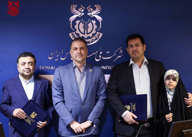 علیخانی مشاور مدیرعامل در امور معدن شد، نعمتاللهی سکان صندوق بازنشستگی را در دست گرفت.